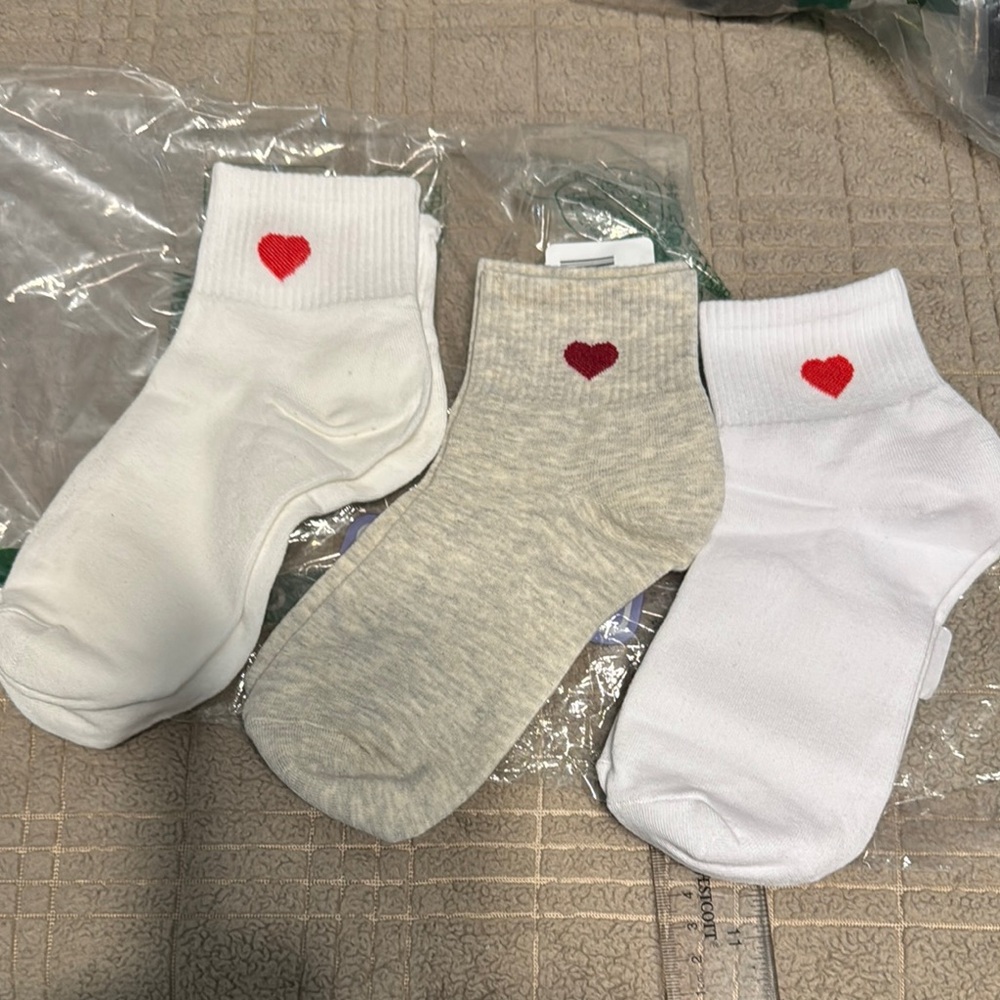 Casual White and Gray Ankle Socks with Heart Design